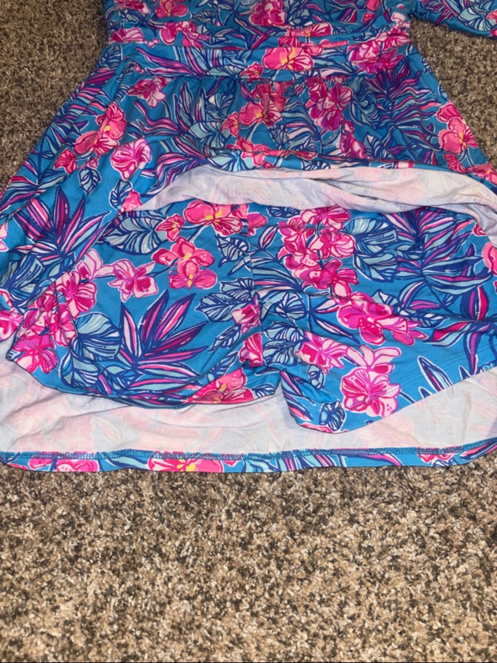 LIKE NEW! Lilly Pulitzer Niki one-shoulder Romper! - Picture 5 of 6